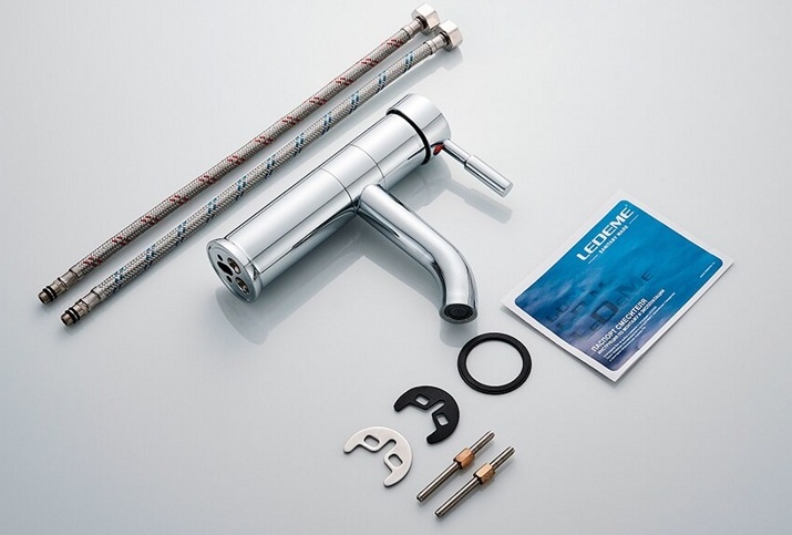 Смеситель для умывальника Ledeme L1052