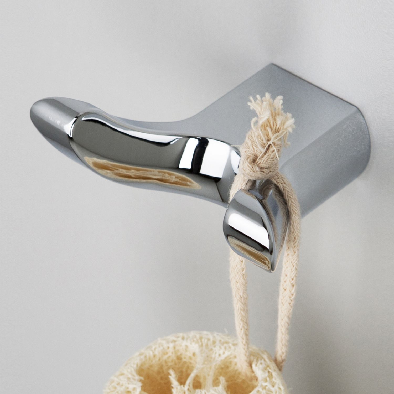 Крючок двойной WasserKRAFT Berkel, K-6823D