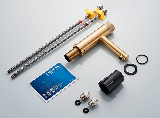 Смеситель для умывальника золото сатиновое Ledeme L1076Y