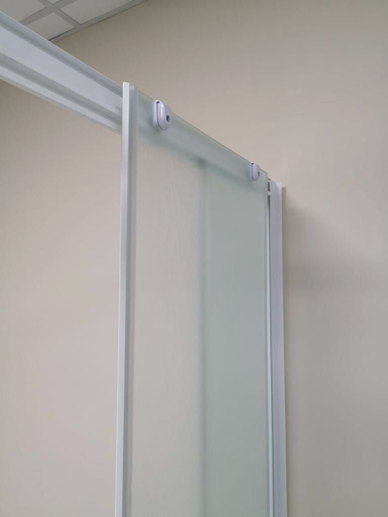 Квадратный душевой уголок Метакам Universal (матовое стекло)