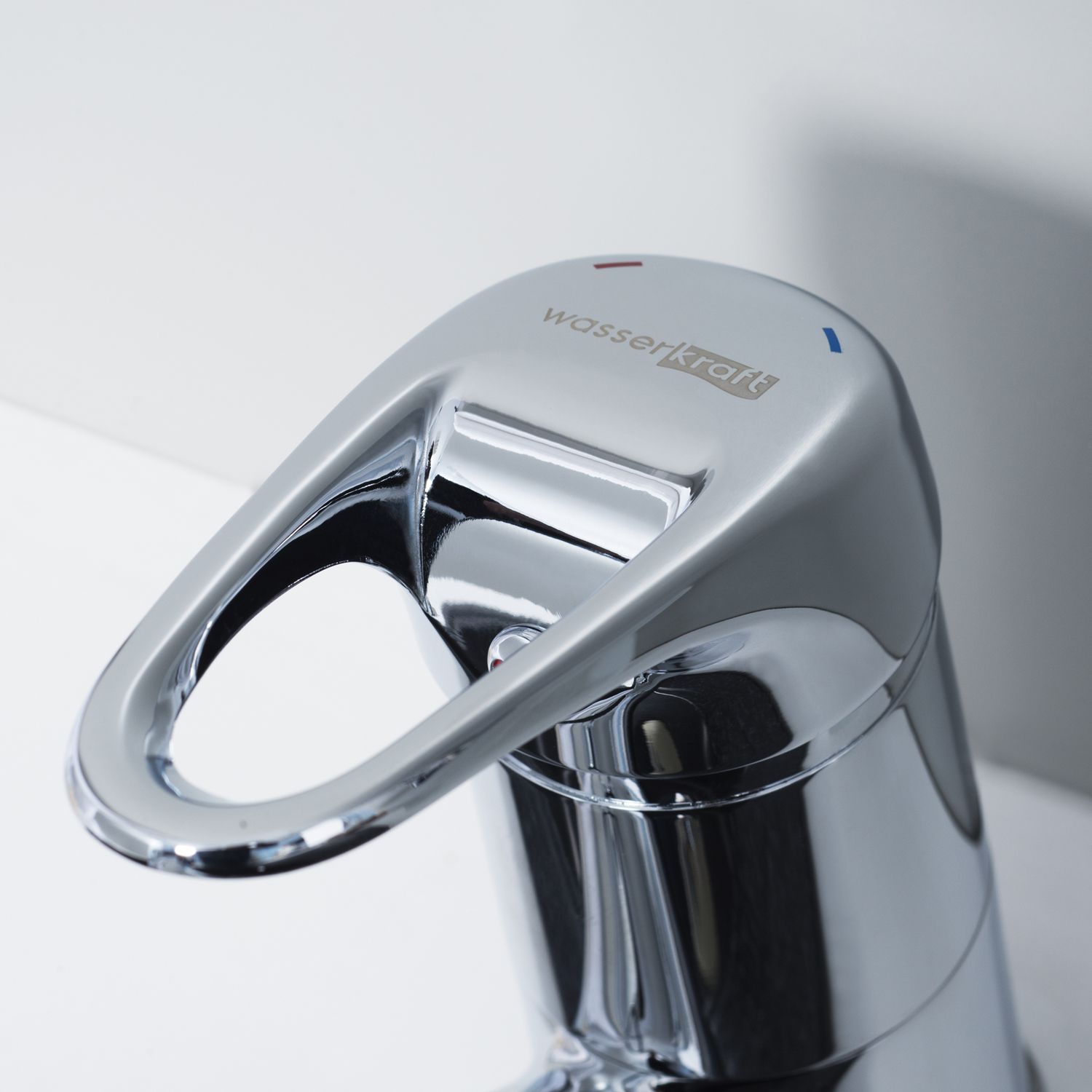 Смеситель для кухни с выдвижной лейкой WasserKRAFT, 6365