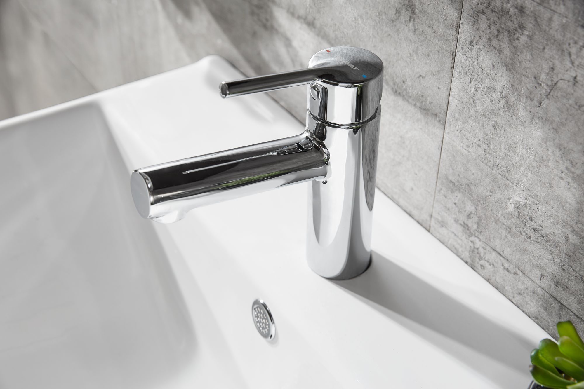 Смеситель для умывальника Bravat Palace F1172217CP