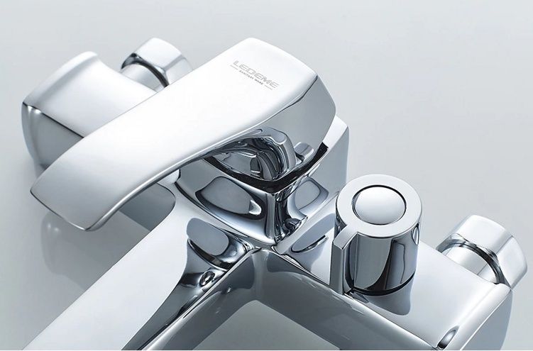 Смеситель для ванны Ledeme L3242