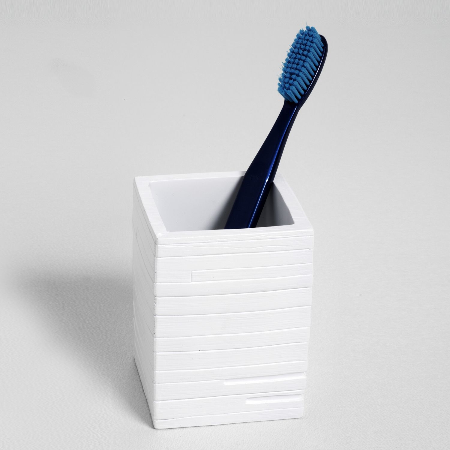 Стакан для зубных щеток WasserKRAFT Leine, K-3828