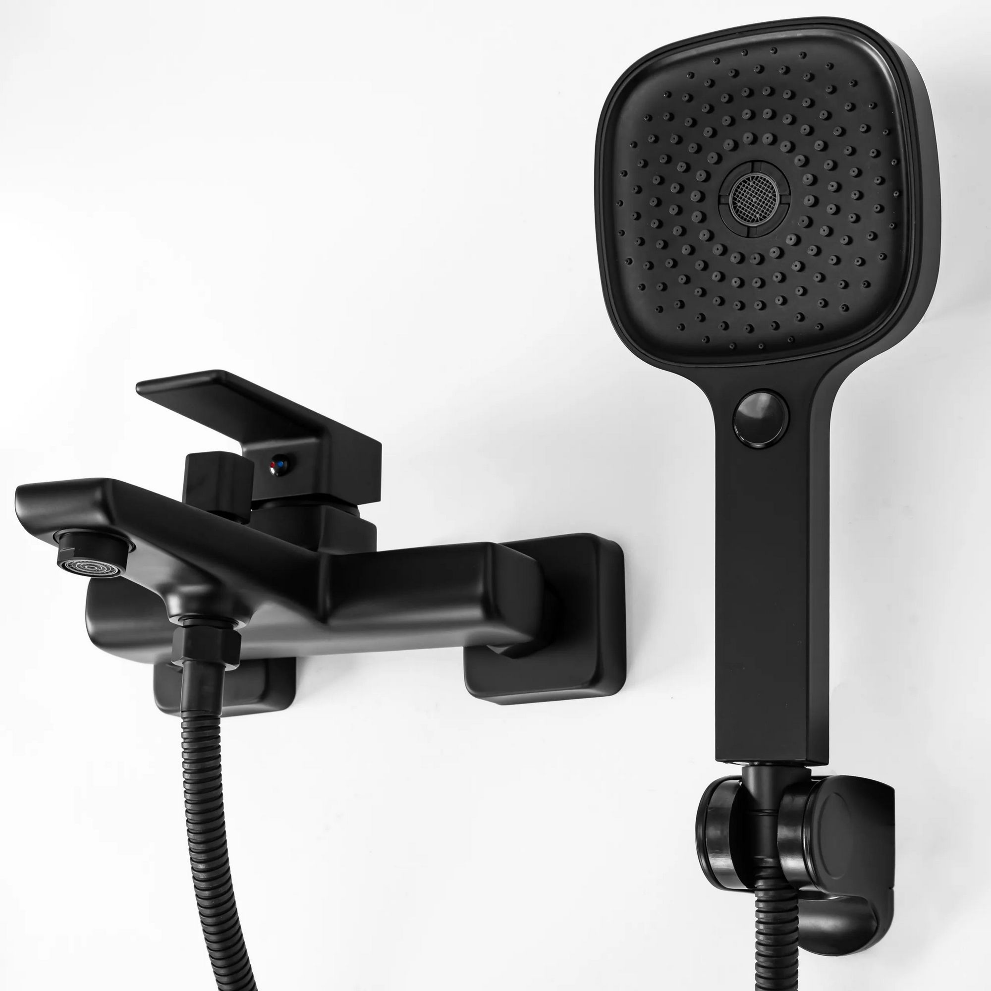 Смеситель для ванны Rea Orix Black, REA-B5133