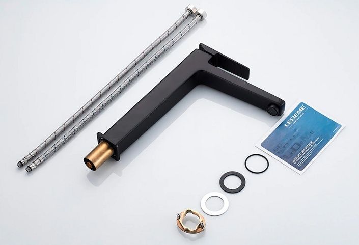 Смеситель для умывальника высокий черный Ledeme L1178B