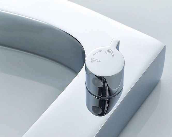 Смеситель врезной в борт ванны Ledeme L1198