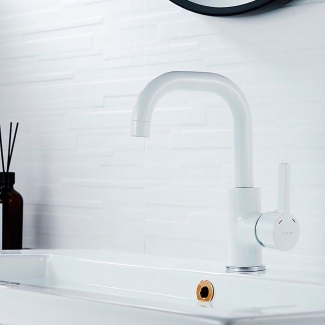 Смеситель для умывальника белый Ledeme L1099W