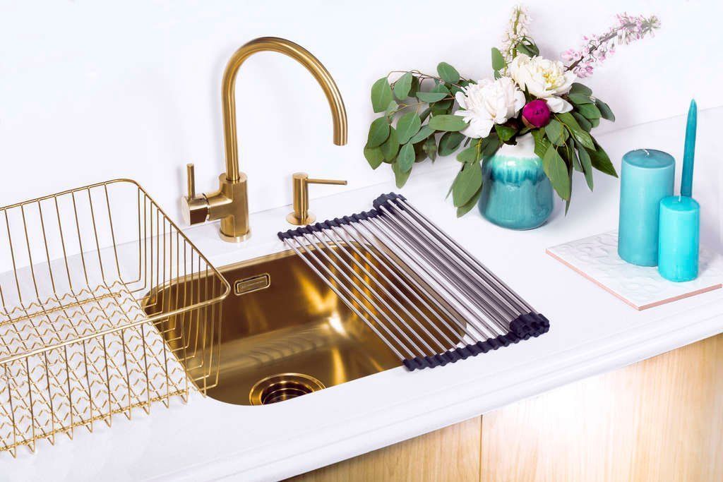 Кухонный смеситель Omoikiri Wakayama -PVD-LG, 4994291