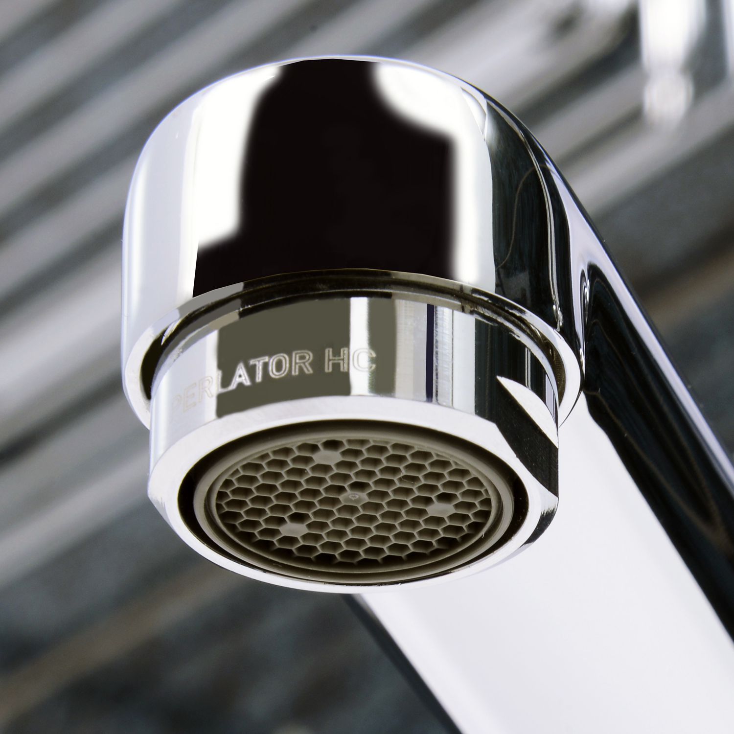 Смеситель для ванны с длинным изливом WasserKRAFT Vils, 5602L