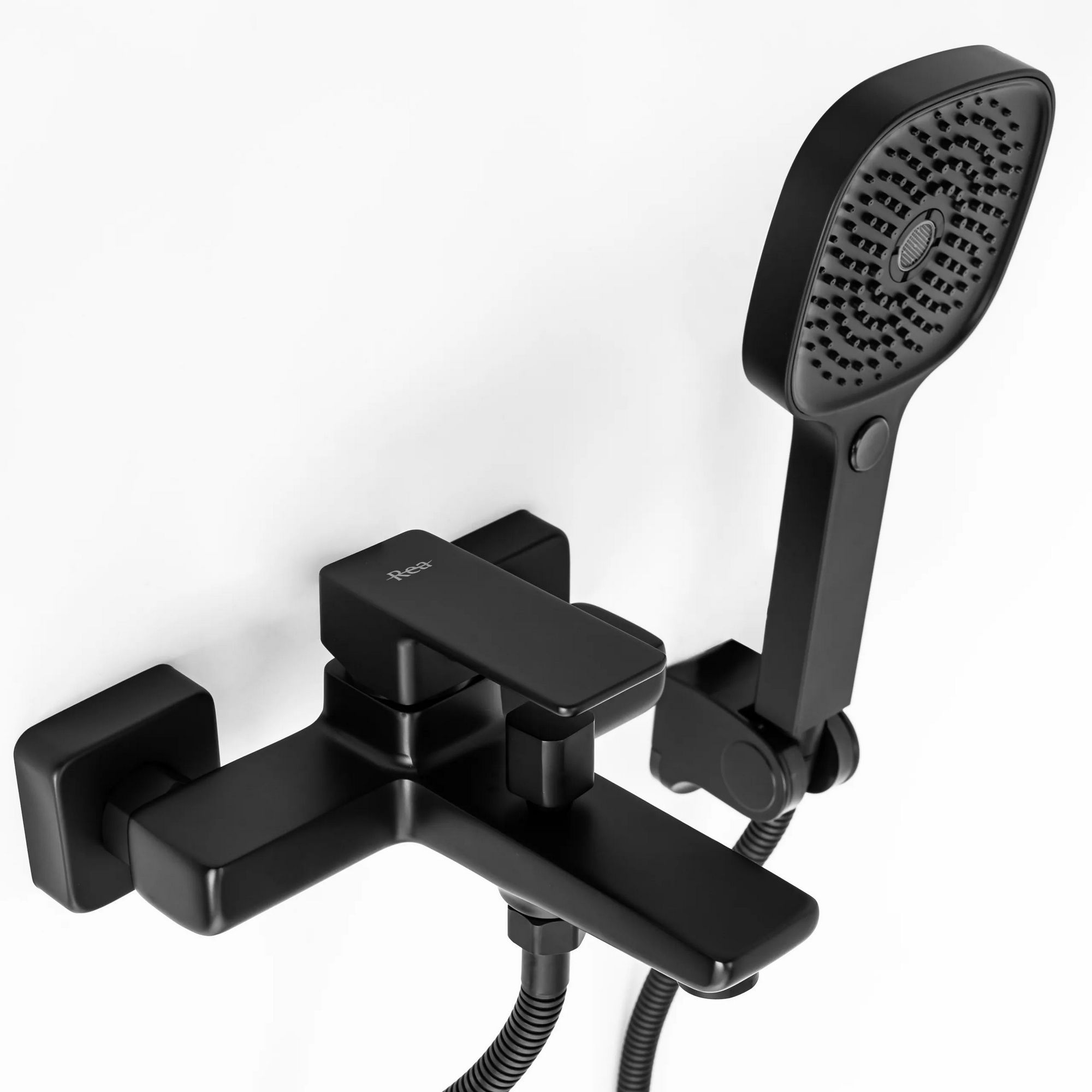 Смеситель для ванны Rea Orix Black, REA-B5133