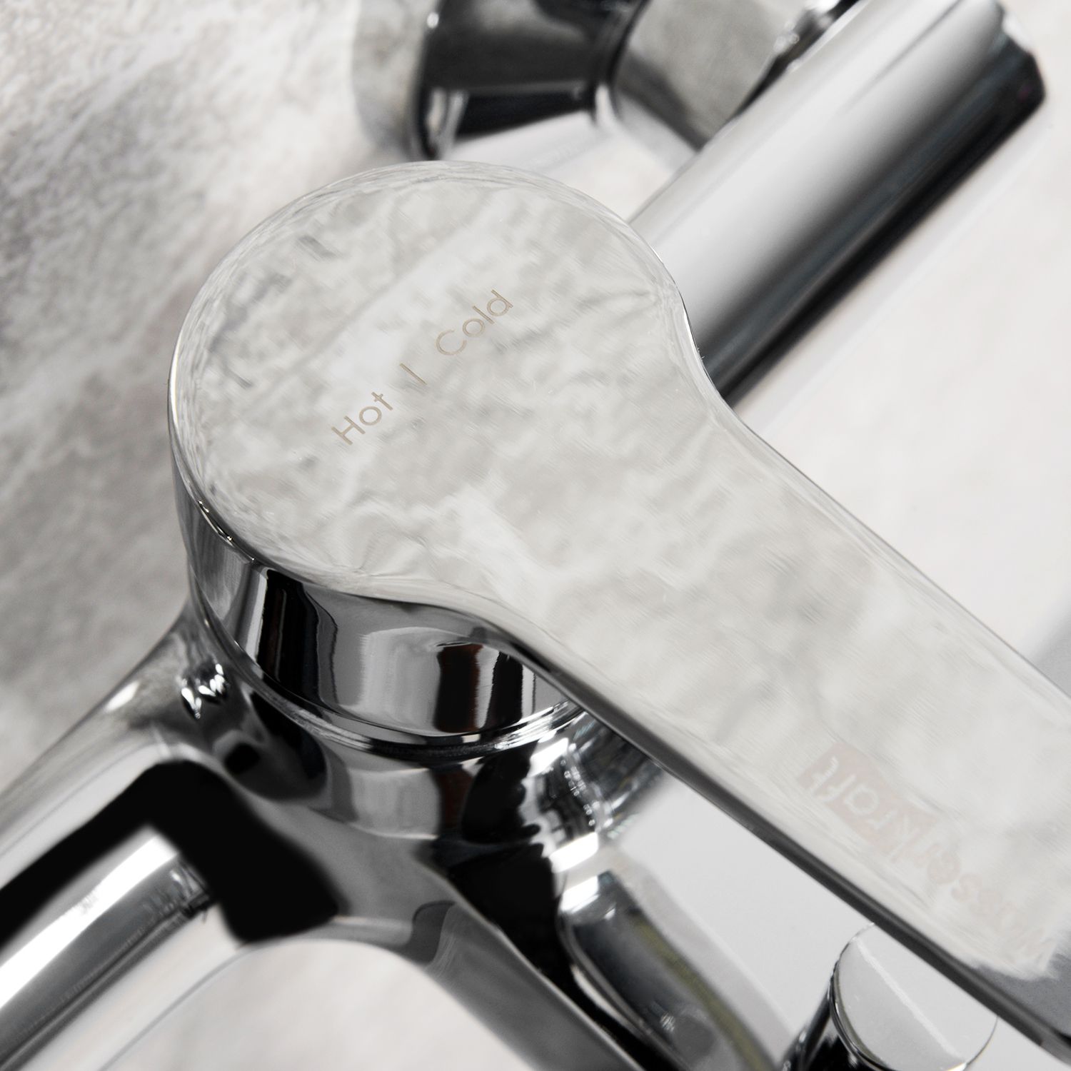 Смеситель для ванны с коротким изливом WasserKRAFT Rhin, 4401