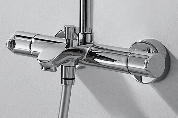 Душевая колонна со смесителем Bravat Waterfall F639114C-A5