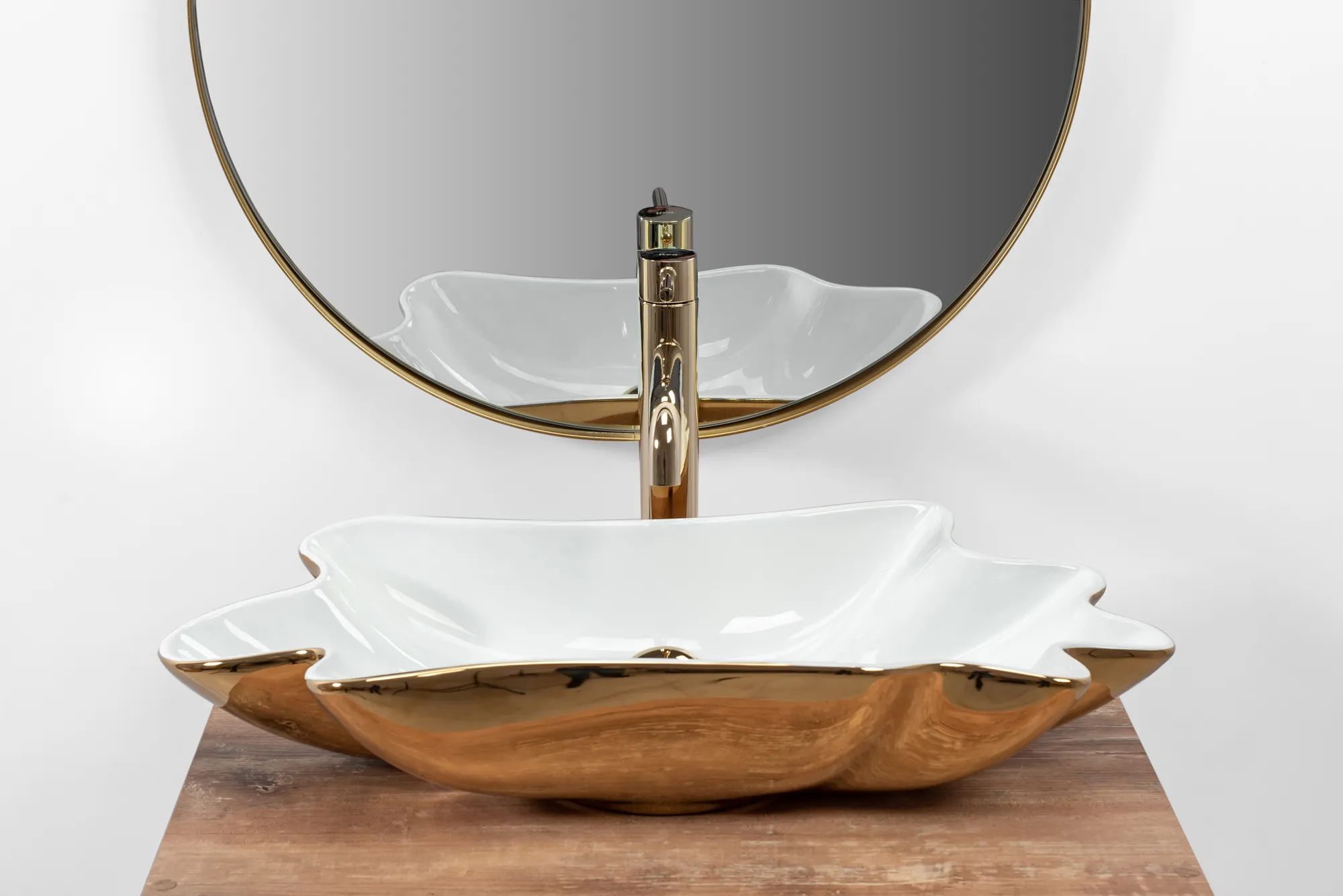 Умывальник Rea Infinity White/Gold 62x33, REA-U3400