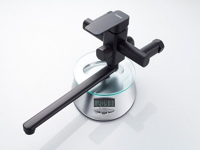 Смеситель для ванны черный Ledeme L2233B