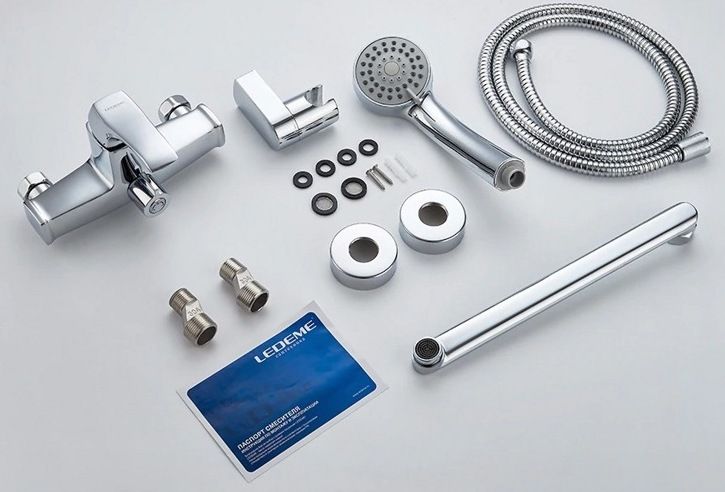 Смеситель для ванны Ledeme L2242