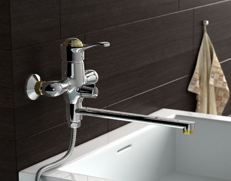 Смеситель для ванны хром/золото Ledeme L2362