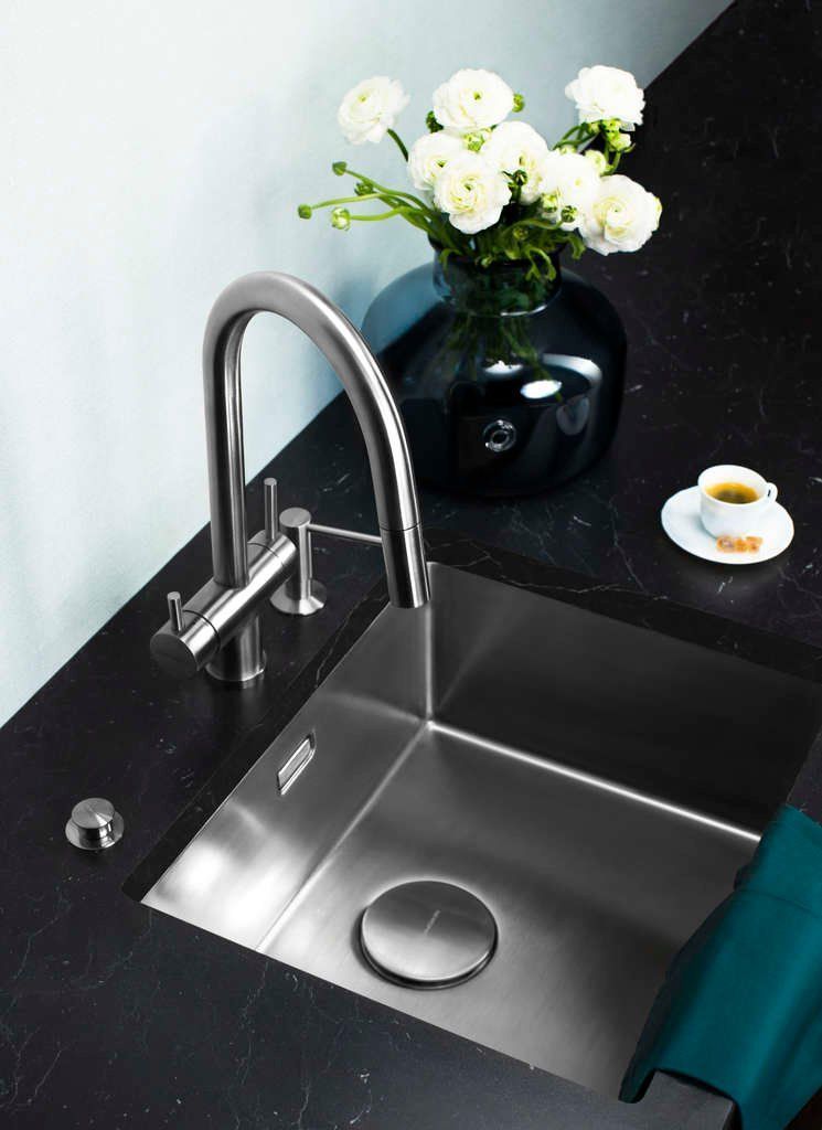 Кухонный смеситель Omoikiri Akita-S-C, 4994330