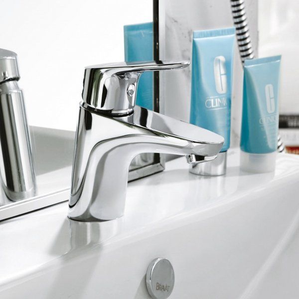 Смеситель для умывальника Bravat Drop F14898C-1