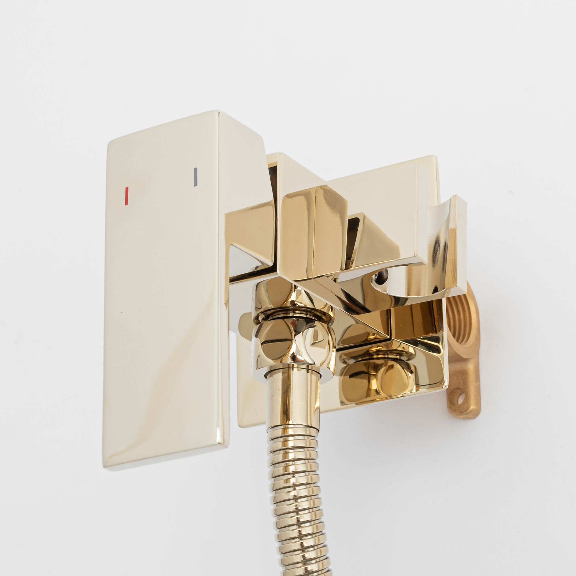 Смеситель для биде Rea Fenix L.Gold, REA-B5771