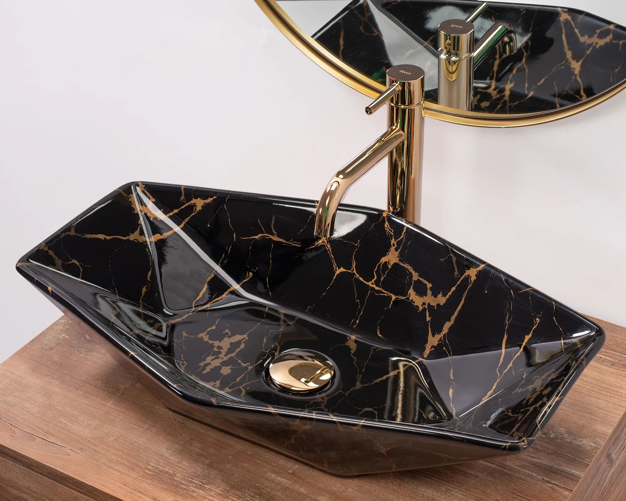 Умывальник Rea Vegas Marble Black Shiny 57x37, REA-U5603