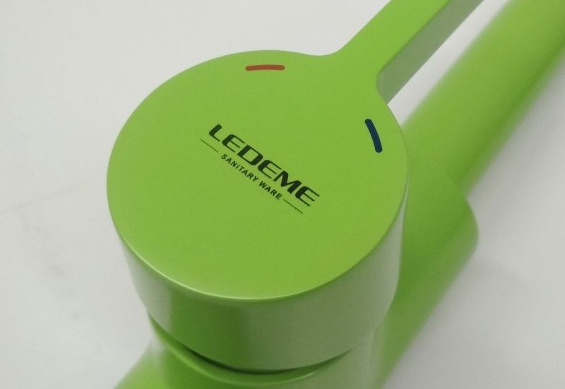 Смеситель для умывальника зеленый Ledeme L1099Z