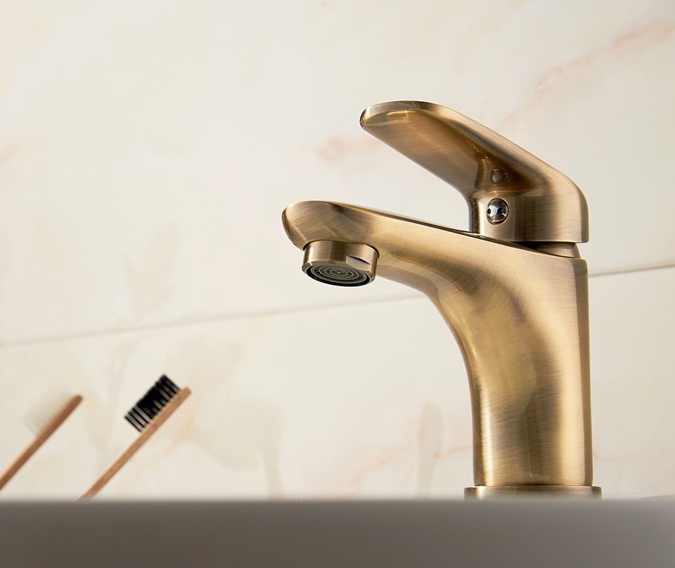 Смеситель для умывальника Ledeme L1048C