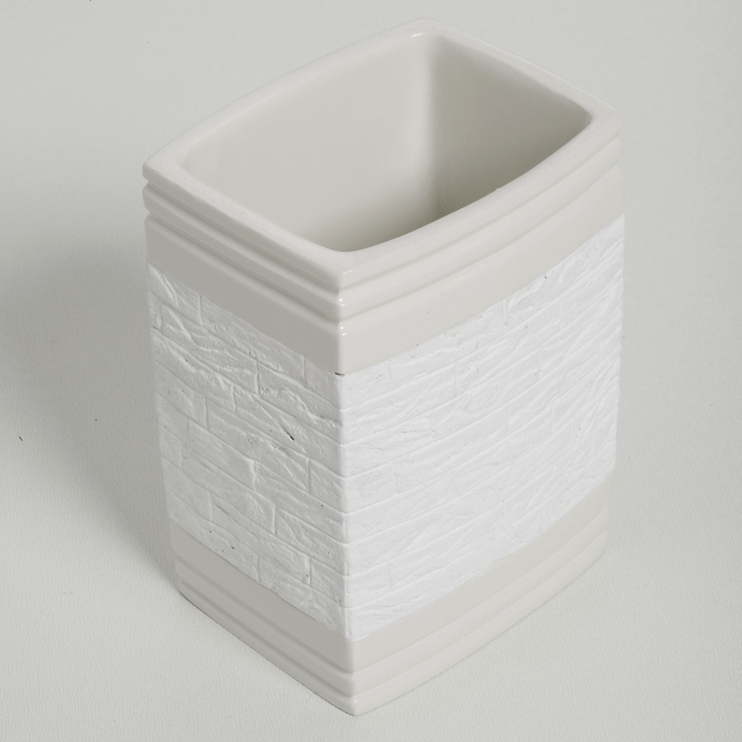 Стакан для зубных щеток WasserKRAFT Main, K-4728