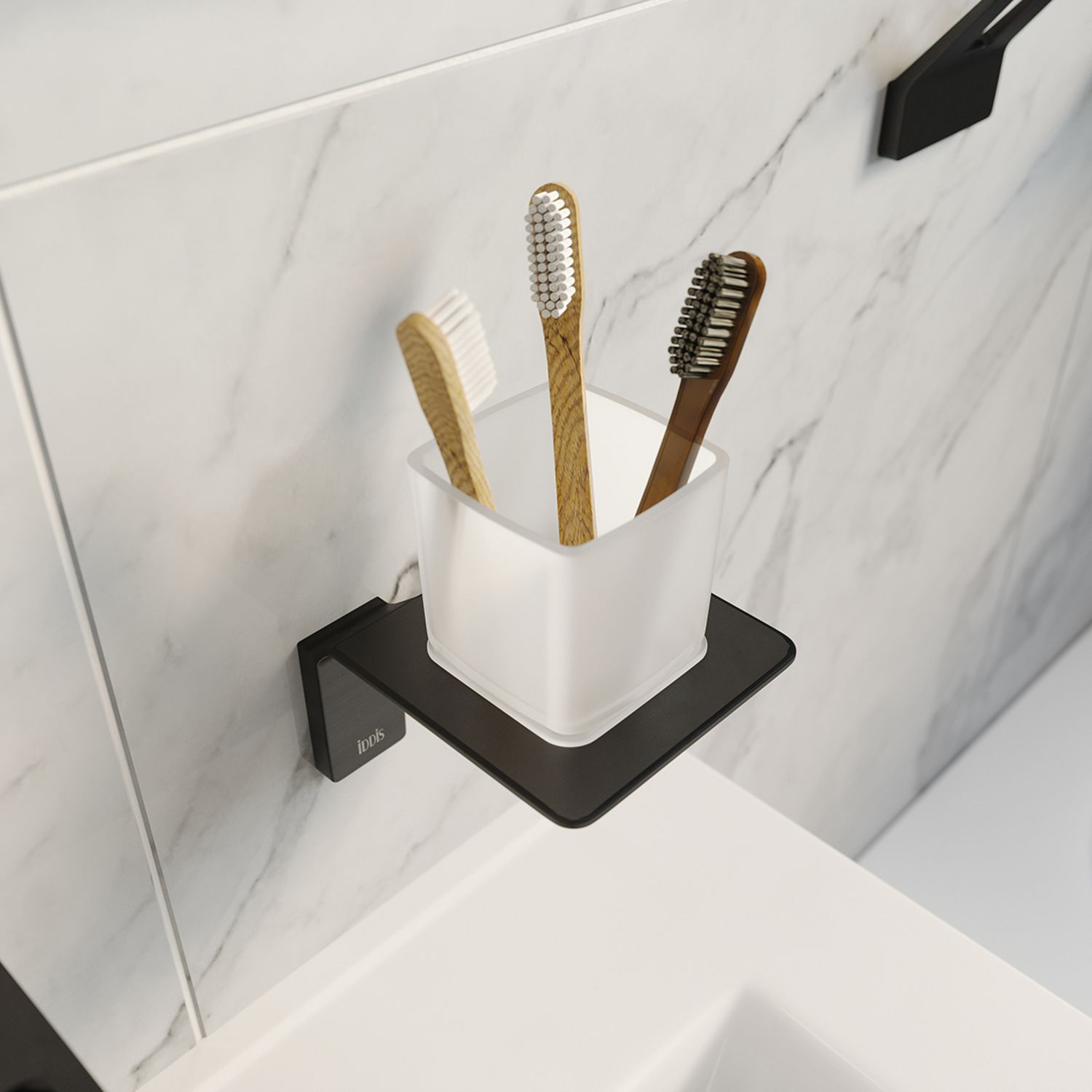 Подстаканник одинарный, матовое стекло, сплав металлов, черный, Iddis Slide, SLIBSG1i45