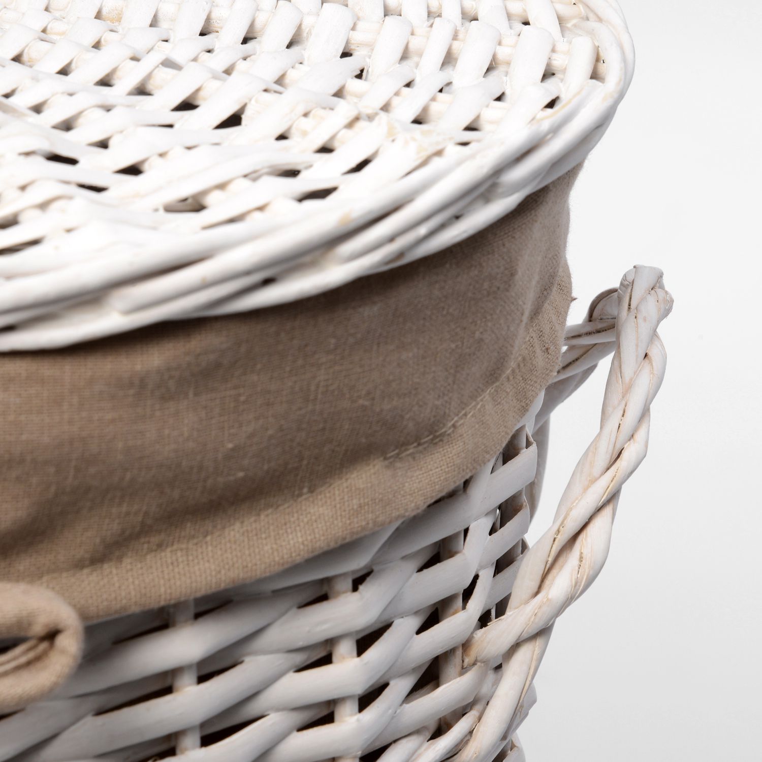 Плетеная корзина для белья с крышкой WasserKRAFT Aller, WB-106-L