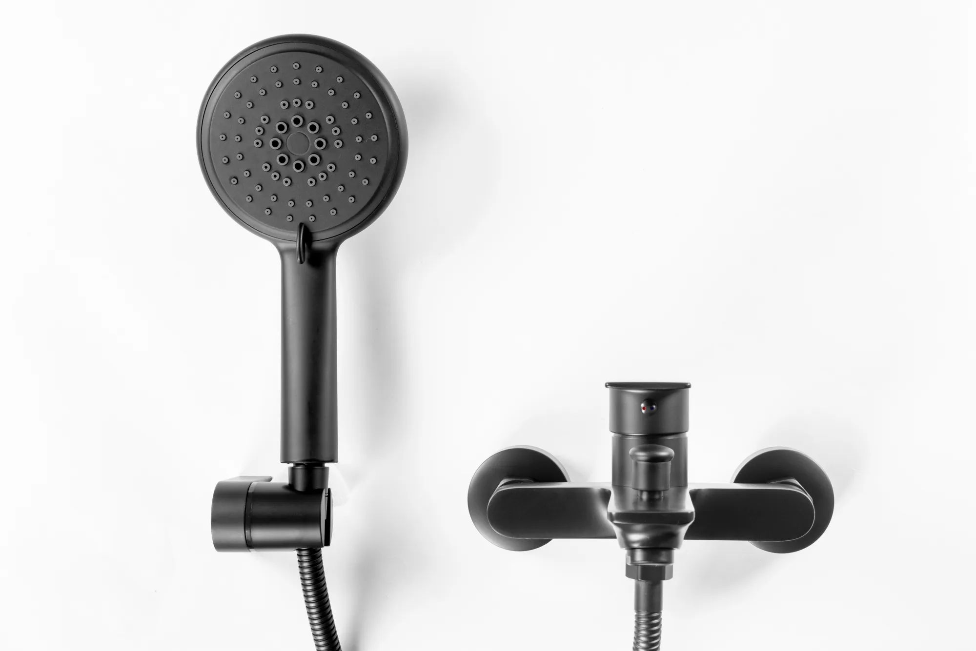 Смеситель для ванны Rea Mayson Black, REA-B9634