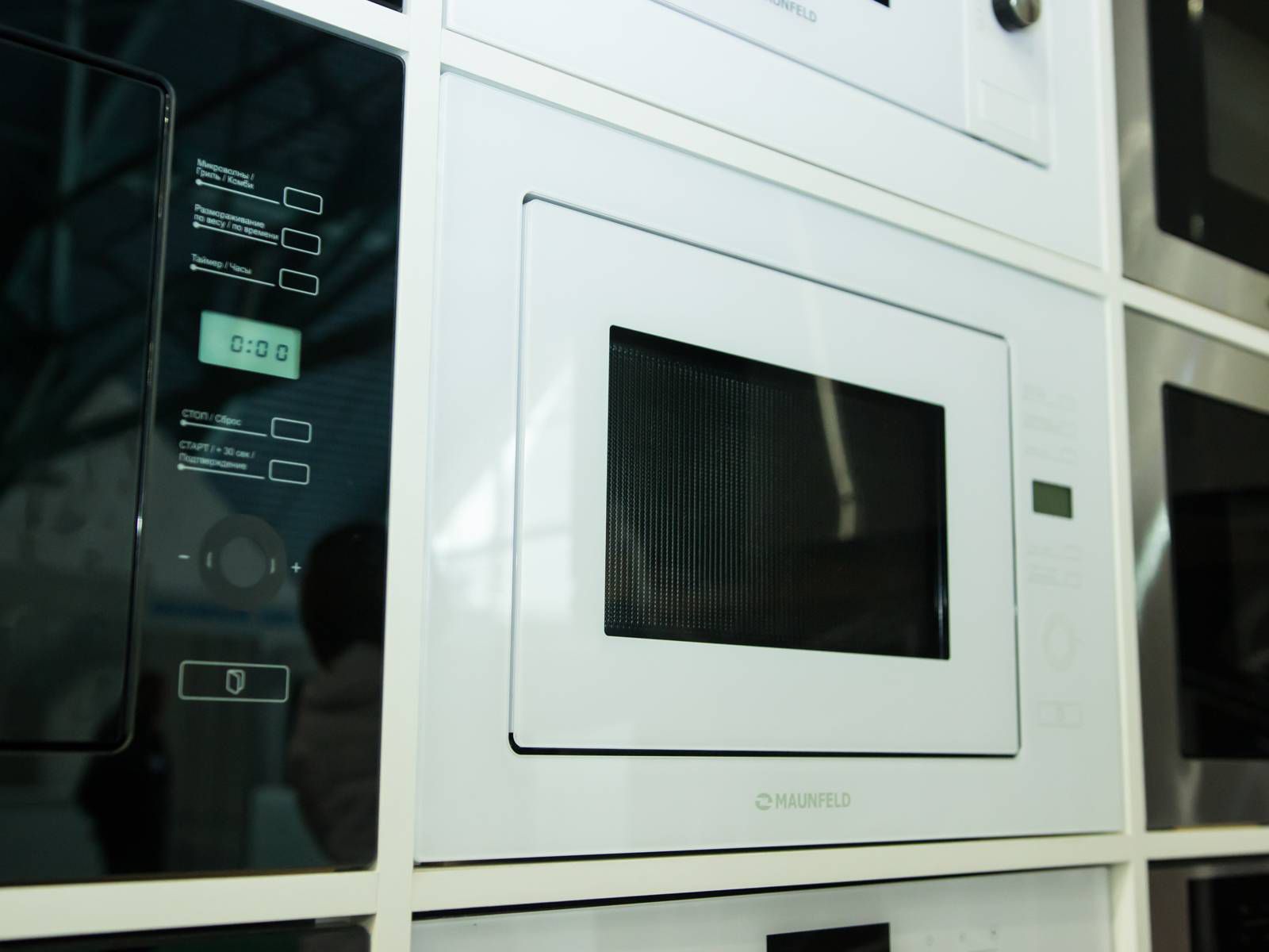 Микроволновая печь встраиваемая Maunfeld MBMO.25.7GW