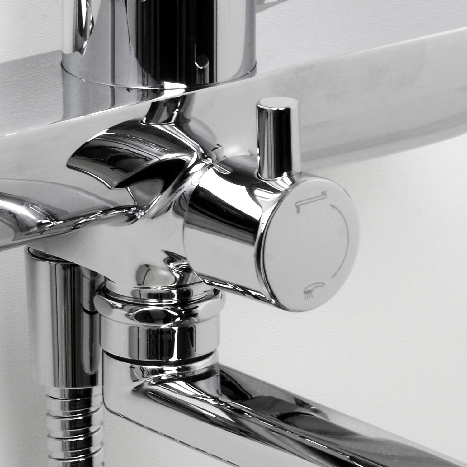 Смеситель для ванны с длинным изливом WasserKRAFT Lippe, 4502L