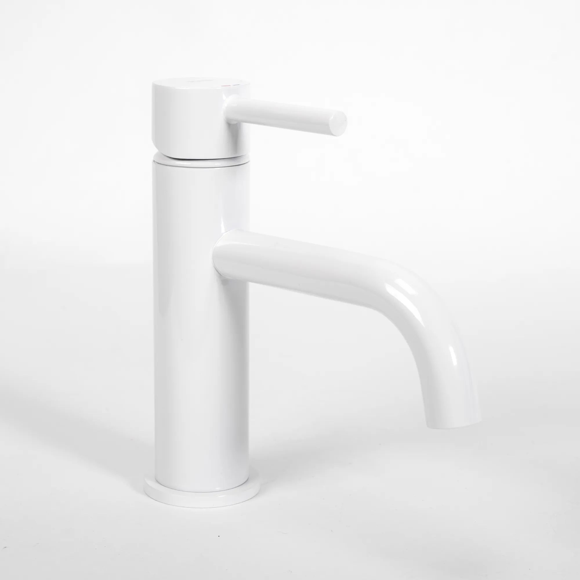 Смеситель для умывальника Rea Lungo White, REA-B4401