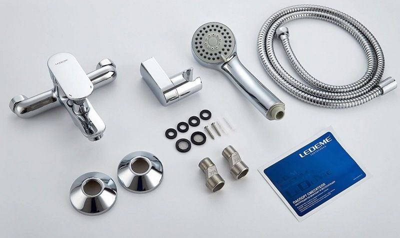 Смеситель для ванны Ledeme L3010