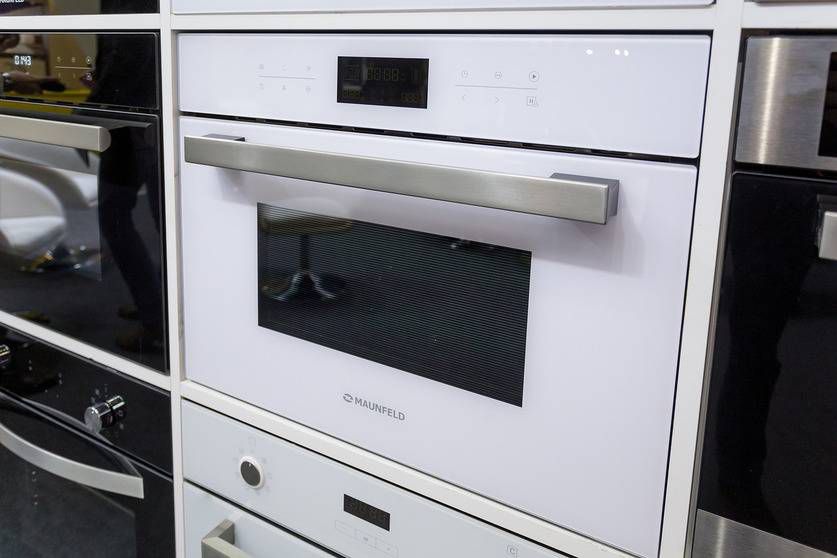Шкаф духовой электрический с функцией СВЧ Maunfeld, MCMO.44.9GW