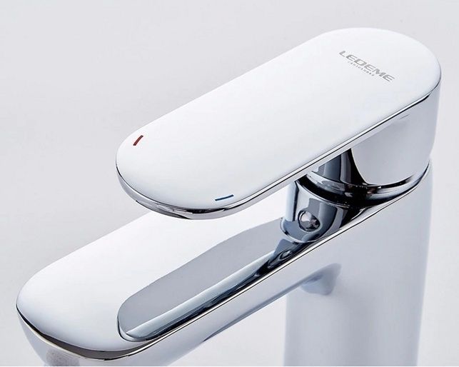 Смеситель для умывальника Ledeme L1010
