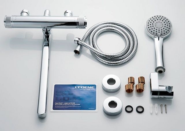 Смеситель для ванны Ledeme L2276