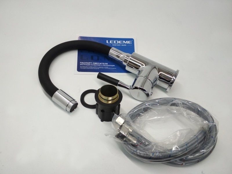 Смеситель для умывальника с гибким изливом черный/хром Ledeme L1399-2