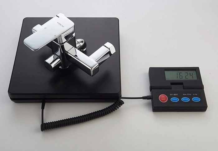 Смеситель для ванны Ledeme L2233
