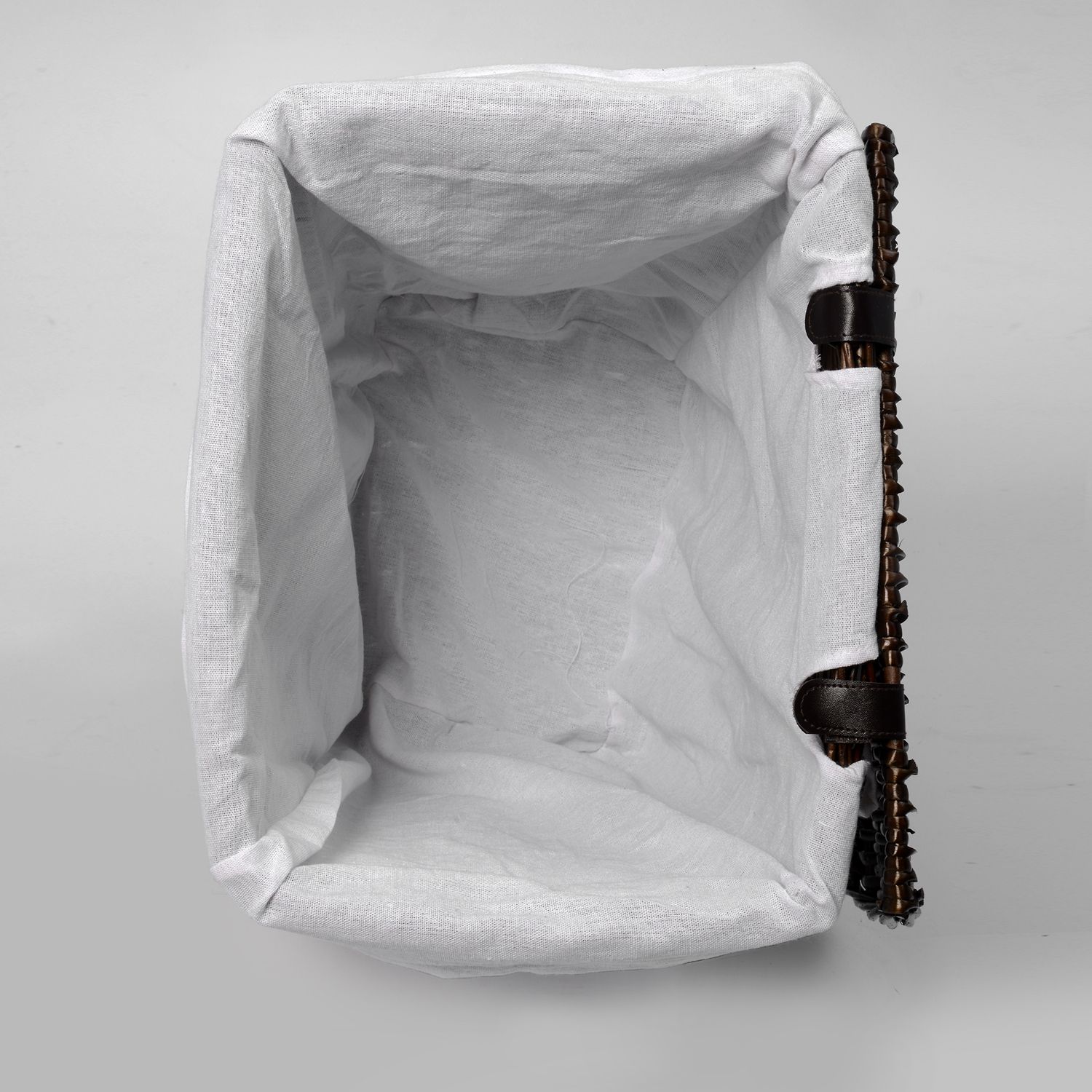 Плетеная корзина для белья с крышкой WasserKRAFT Isar, WB-130-M