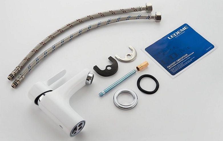 Смеситель для умывальника белый Ledeme L1003W