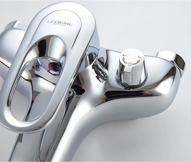 Смеситель для ванны Ledeme L3204