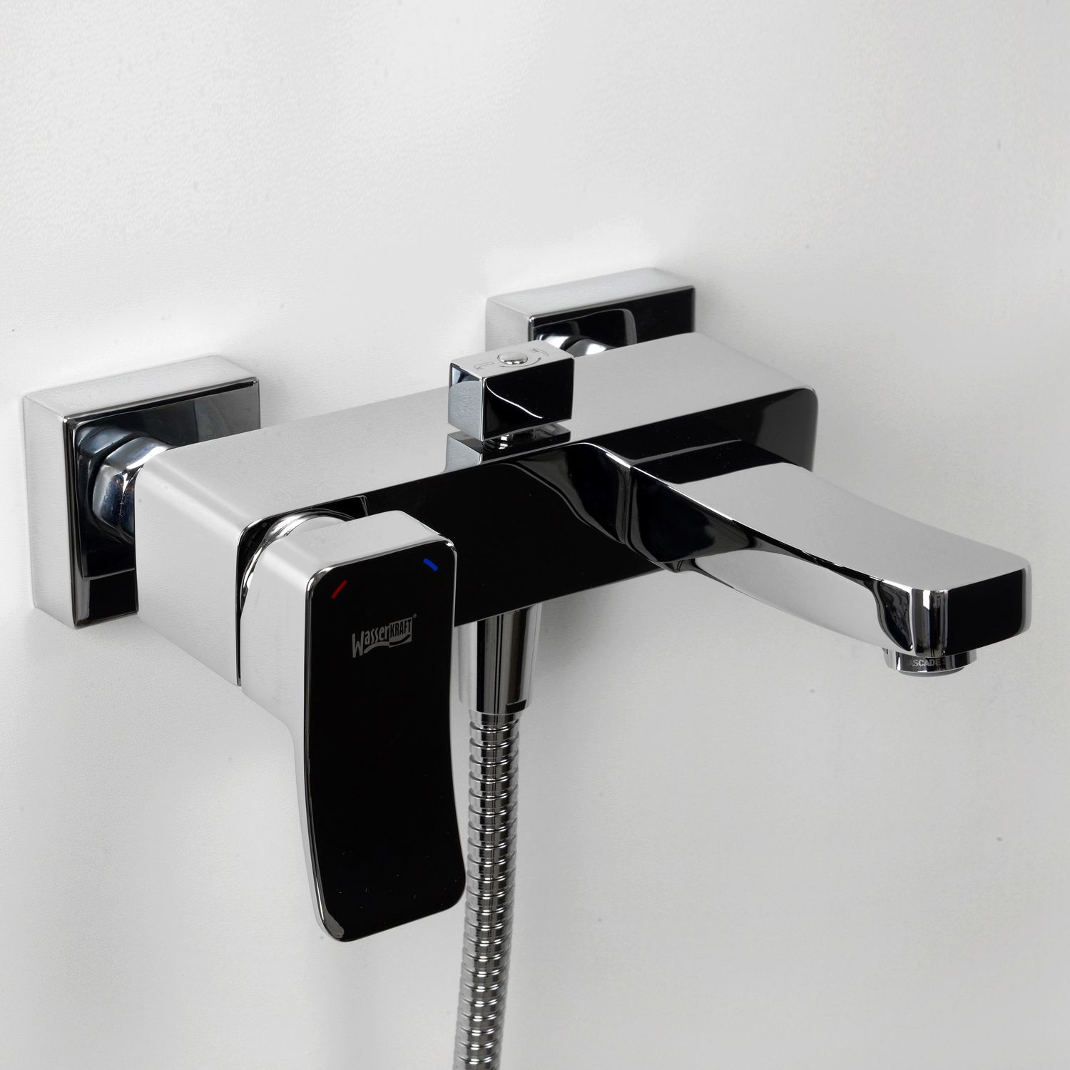 Смеситель для ванны с коротким изливом WasserKRAFT Aller, 1061