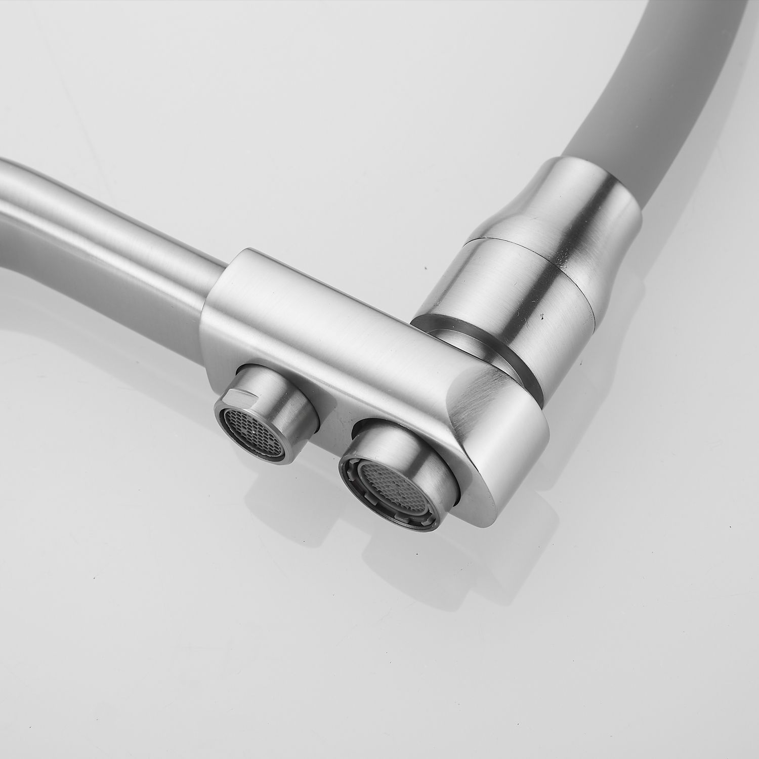 Смеситель для кухни с гибким изливом под фильтр Rose, R558L