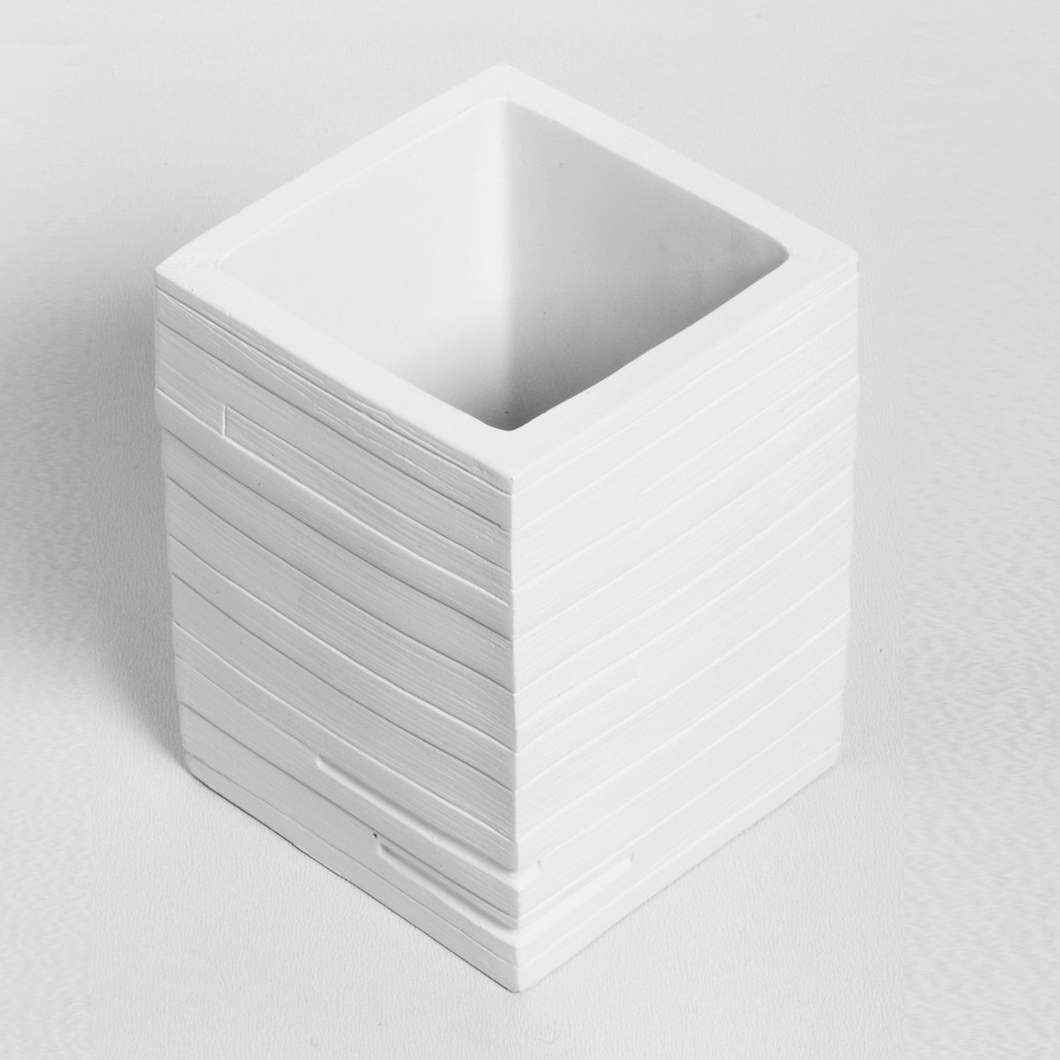 Стакан для зубных щеток WasserKRAFT Leine, K-3828