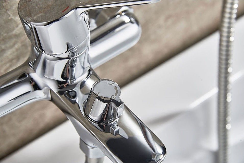 Смеситель для ванны Ledeme L3003