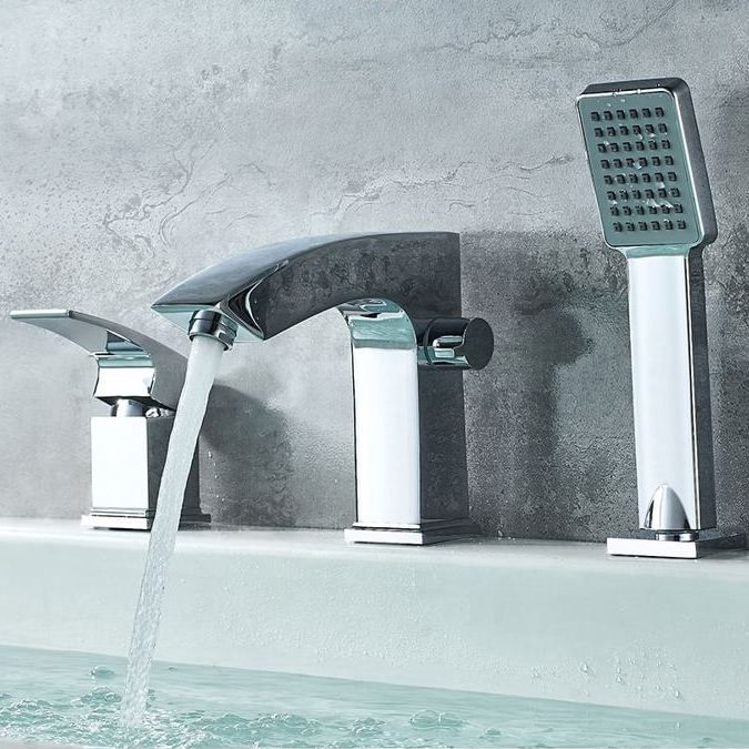 Смеситель врезной в борт ванны Ledeme L1198