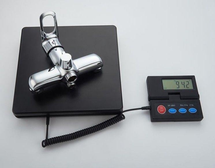 Смеситель для ванны Ledeme L2249