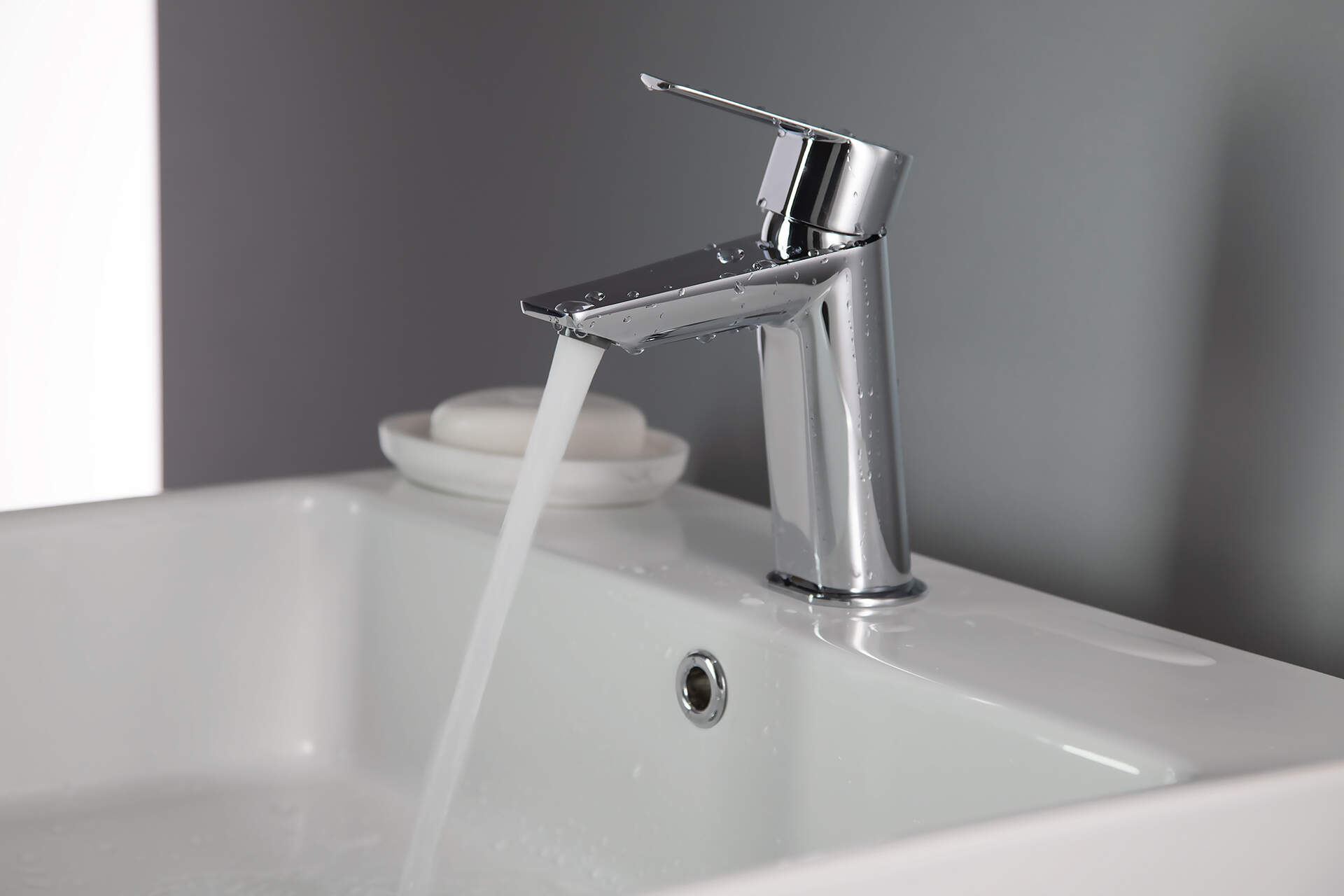 Смеситель для раковины Deante Agava, BQG_020M